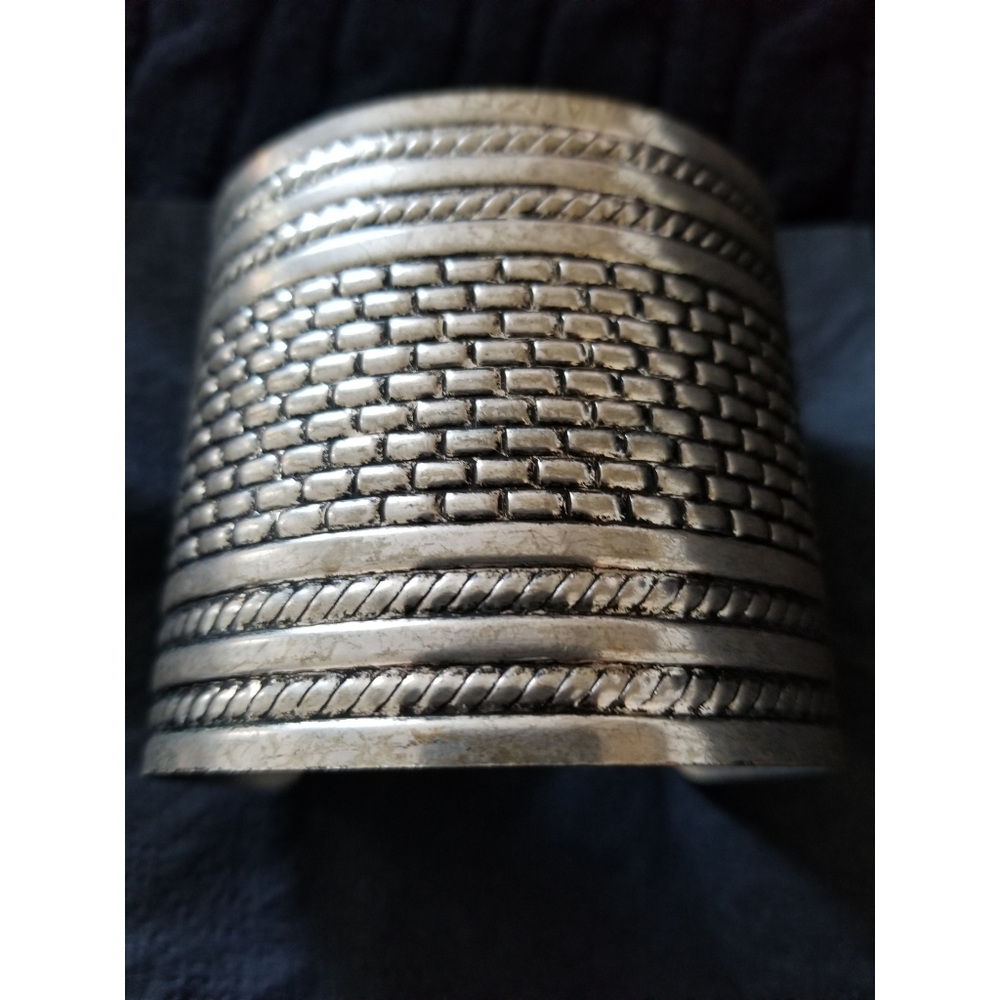 Cuff bracelet
